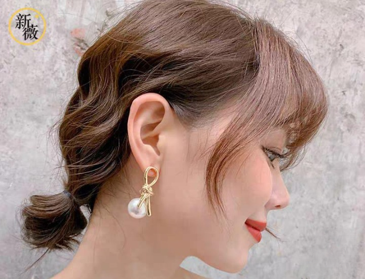 Knot Pearl Earrings Clip On Pearl Earrings Big Silver Grey Earrings | Earrings for Women Fashion | Luxury Look Artificial Earrings | Women Earrings - Black
